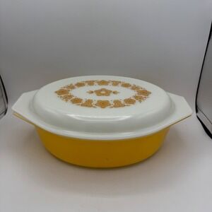 Vintage Pyrex 045 Butterscotch Golden Daisy Casserole Dish 2.5 Qt‎ with Lid